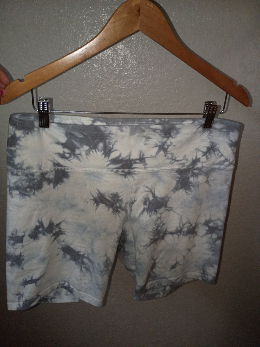 Women’s Tie-Dye Gray & White Stretch Bike Shorts